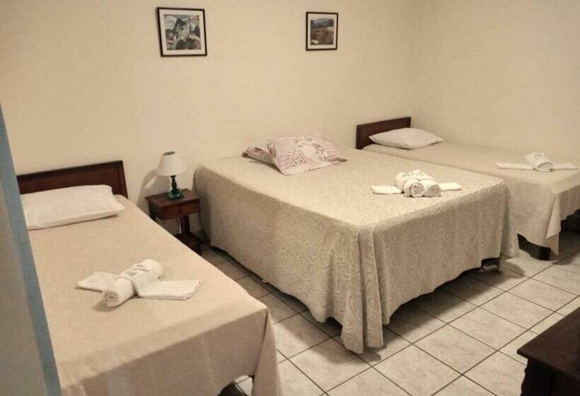 スタンダード4人部屋, São Pedro