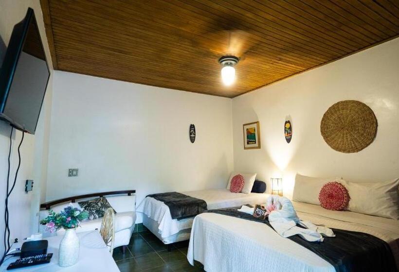 발코니가 있는 스위트, Canto Das Laranjeiras Beach Club Guaiuba
