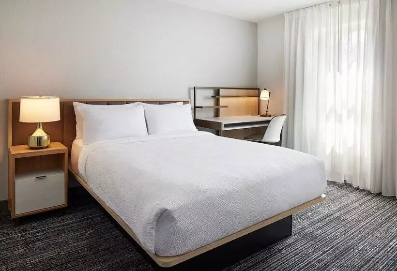 سوئیت 2 خوابه, Towneplace Suites Dulles Airport