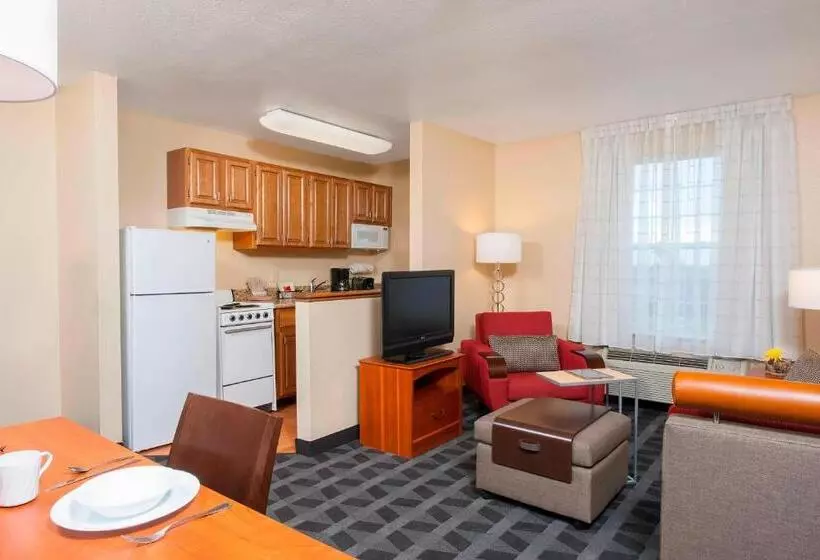 ２ベッドスイートルーム, Towneplace Suites Indianapolis Park 100
