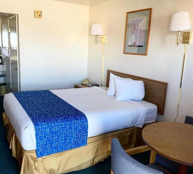 Номер Стандарт Адаптированный для Инвалидов, Travelodge By Wyndham Cedar City