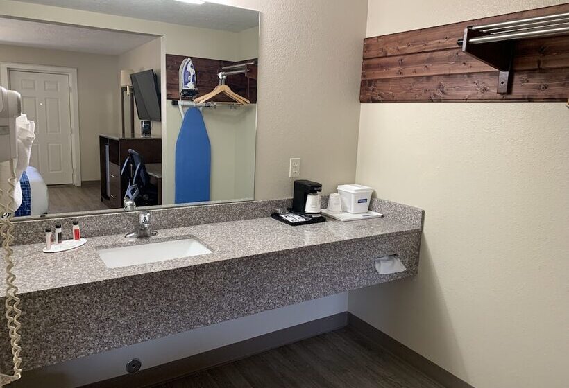 Номер Deluxe, Travelodge By Wyndham Cedar City
