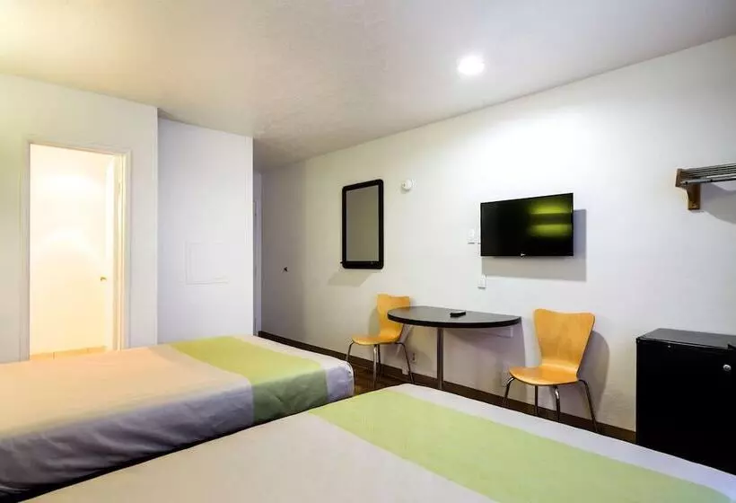 اتاق استاندارد با 2 تخت دوبل, Motel 6 Santa Fe, Nm  Downtown
