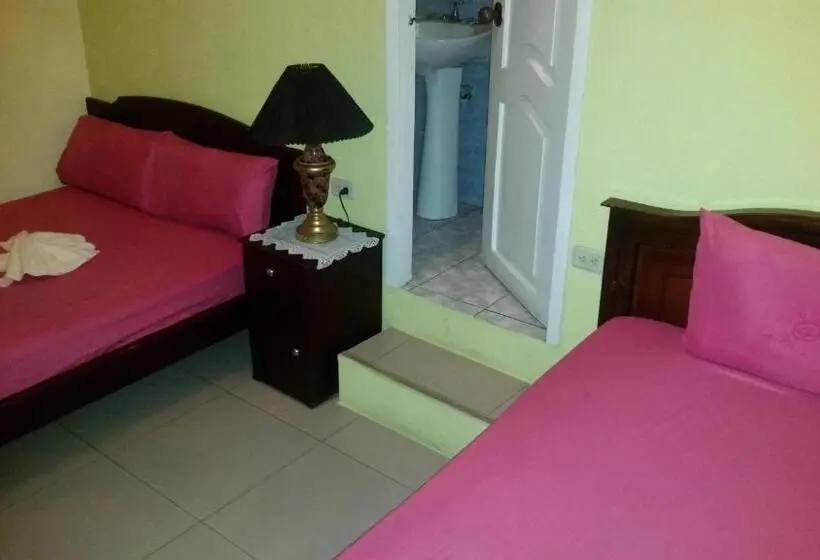 اتاق استاندارد, Hostal Puerto Azul