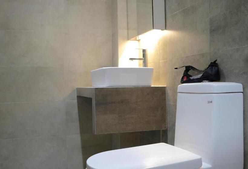 스탠다드 룸, Reddoorz At Grand Apartelle Hernan Cortes Cebu
