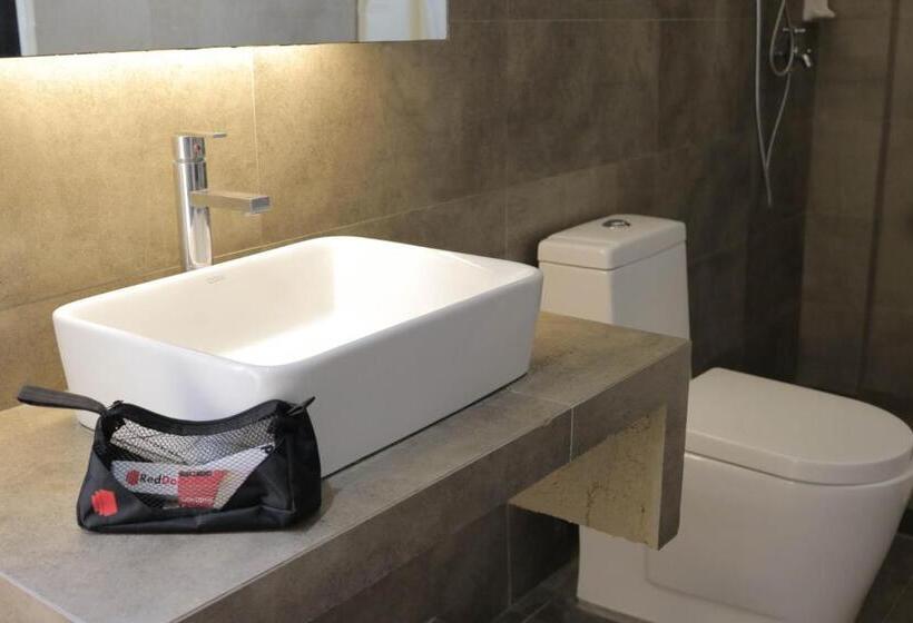 اتاق استاندارد, Reddoorz At Grand Apartelle Hernan Cortes Cebu