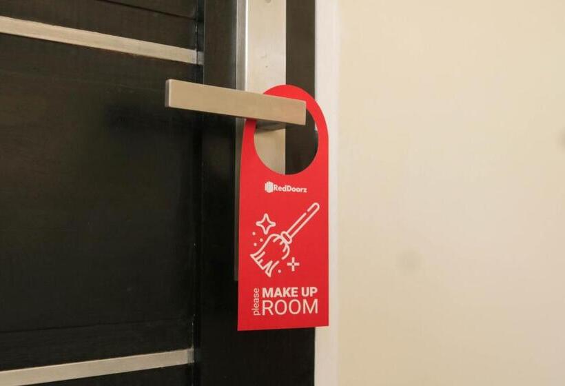 اتاق استاندارد, Reddoorz At Grand Apartelle Hernan Cortes Cebu