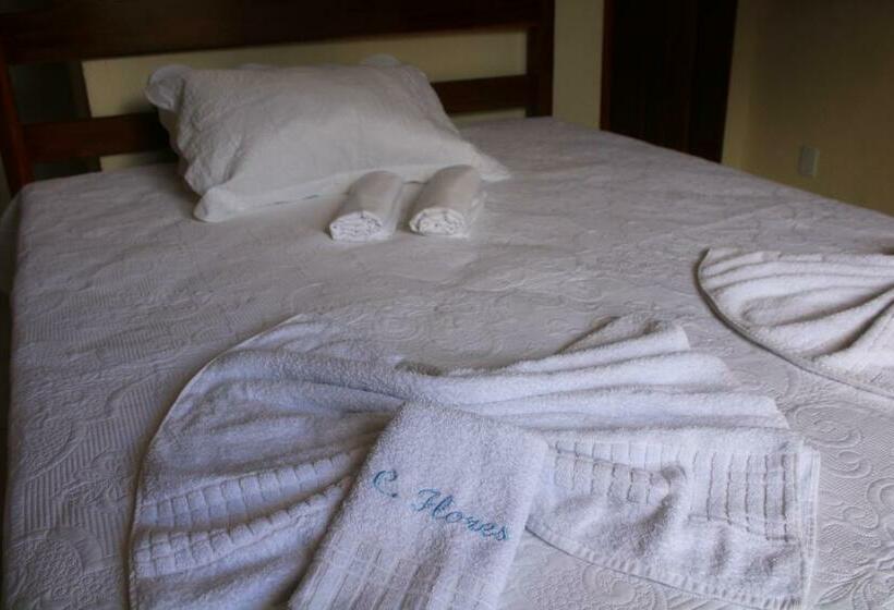 غرفة قياسية, Cantinho Das Flores