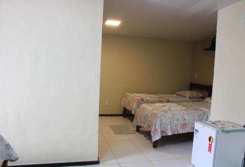 غرفة قياسية ثلاثية, Cantinho Das Flores