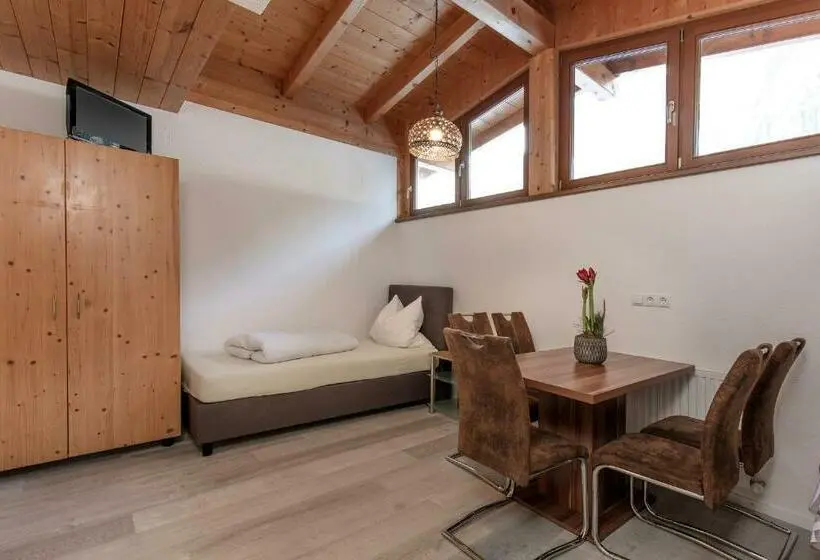 Appartamento 2 Camere da Letto, Haus Saskia
