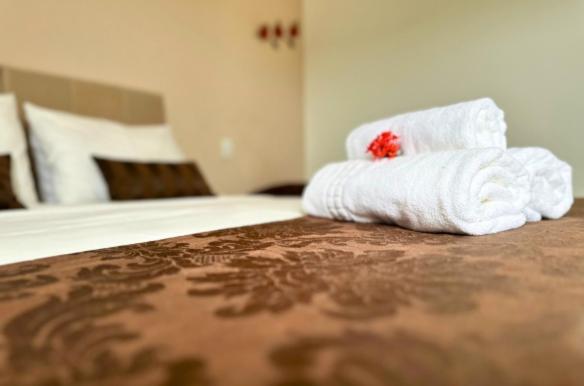 Quarto Triplo Standart, Shalom Pousada Capitolio