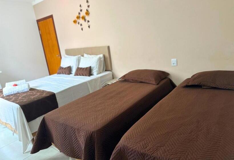 Quarto Familiar, Shalom Pousada Capitolio