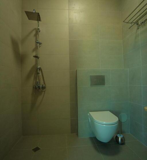 اتاق لوکس چهار تخته, Twins