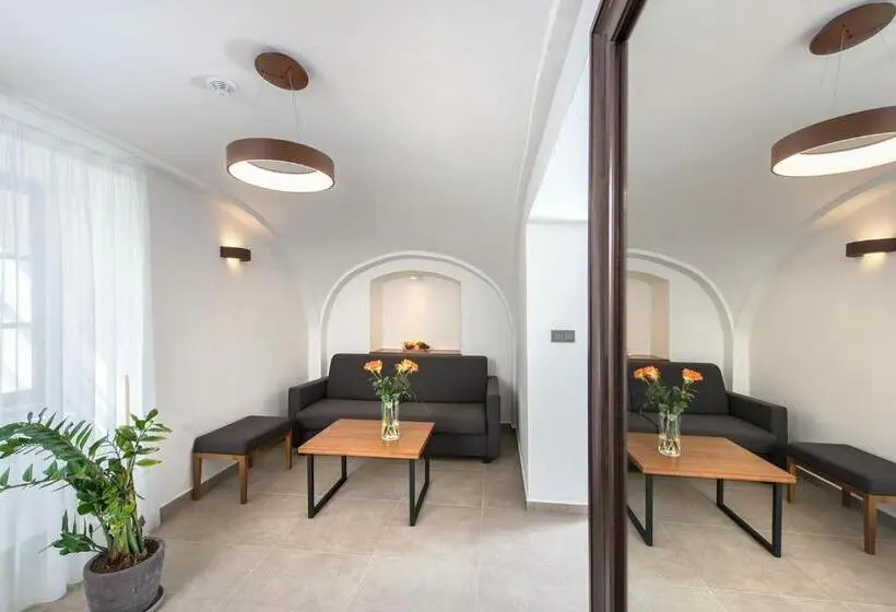 スイート(家族用), Residence Hluboká
