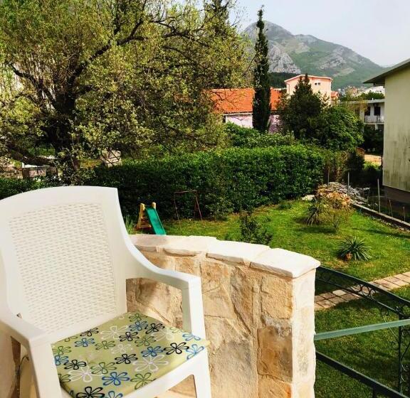 سوئیت 2 خوابه, Vila Jovana