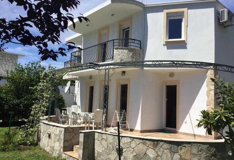 سوئیت 2 خوابه, Vila Jovana