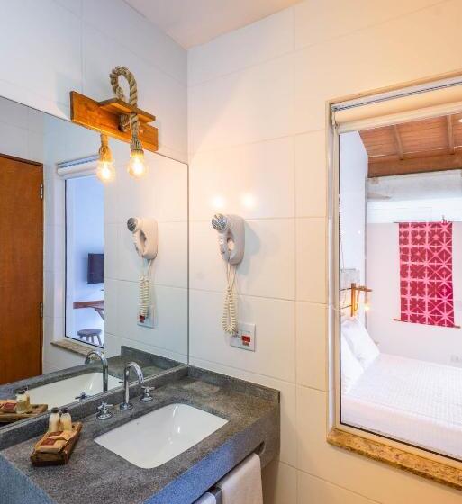 سوییت سوپریور با چشمانداز دریا, Villa Sapê Pousada