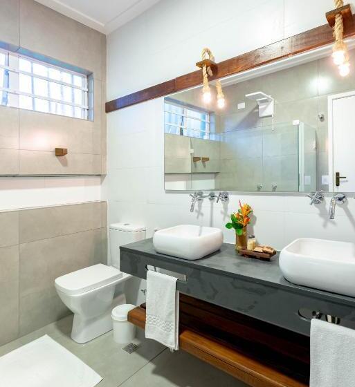 اتاق لوکس, Villa Sapê Pousada