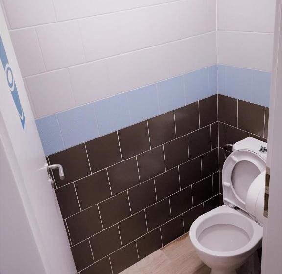 تختخواب در اتاق مشترک, Prague Dream Hostel