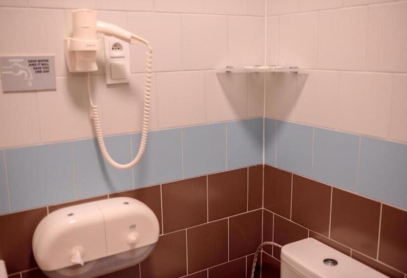 تختخواب در اتاق مشترک, Prague Dream Hostel