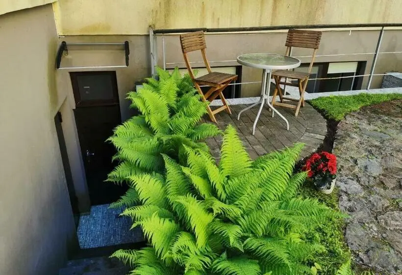 استودیوی استاندارد, Pušynas Apartments