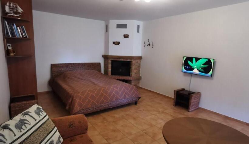 آپارتمان 1 خوابه با تراس, Pušynas Apartments