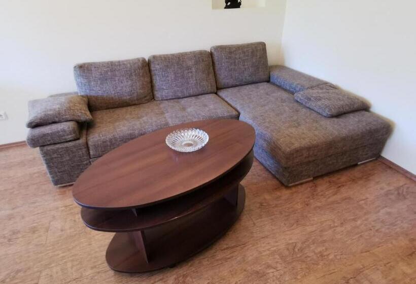 آپارتمان 2 خوابه, Pušynas Apartments