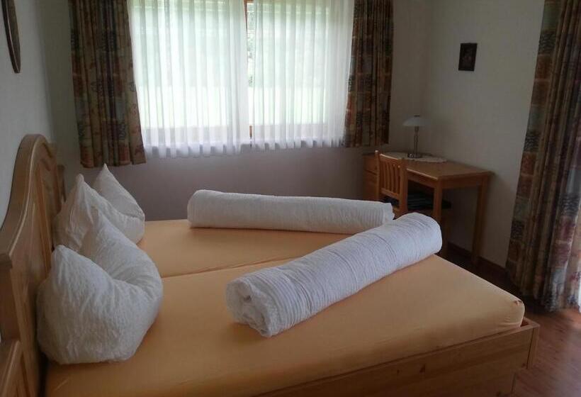 דירת שני חדרים עם מרפת, Apparthotel Stoanerhof