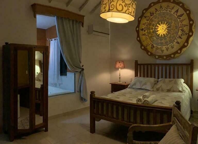 סוויטה עם ג'קוזי, Chalés Pôr Do Sol