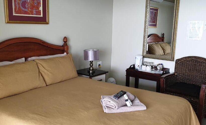 스탠다드 룸 공동 욕실, The Homestead Margate South Africa