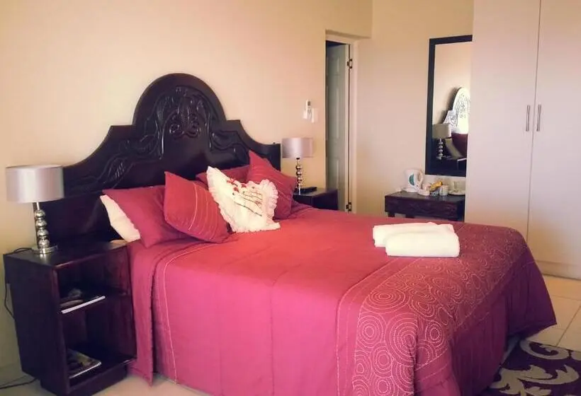 オーシャンビュースタンダードルーム, The Homestead Margate   South Africa