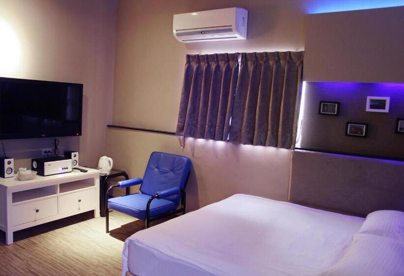 اتاق استاندارد, Lazy House