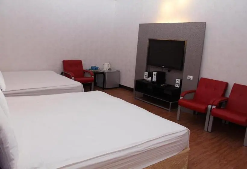 اتاق استاندارد چهار تخته, Lazy House