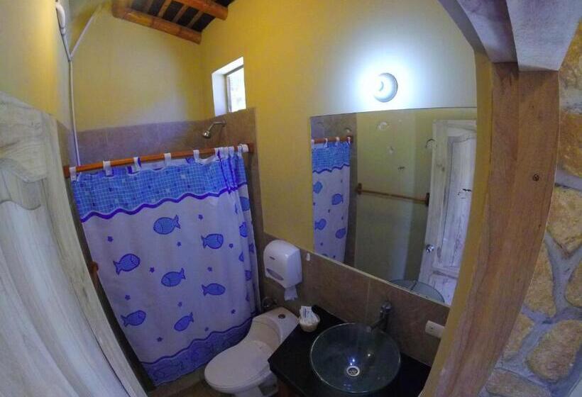 اتاق استاندارد چهار تخته, Punta Hills Montanita