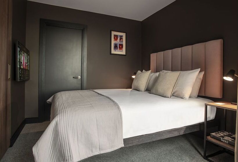 Standard Room, The Gate London City