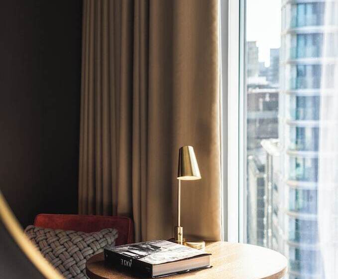 Standard Studio, The Gate London City