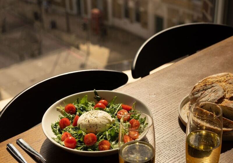 1 Bedroom Apartment, The Gate London City