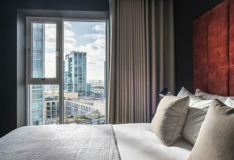 1 Bedroom Superior Apartment, The Gate London City