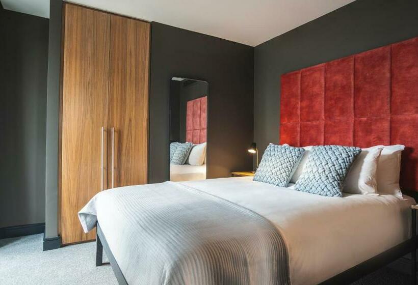 Апартаменты 1 Спальня, The Gate London City