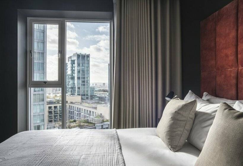 Студия Superior, The Gate London City