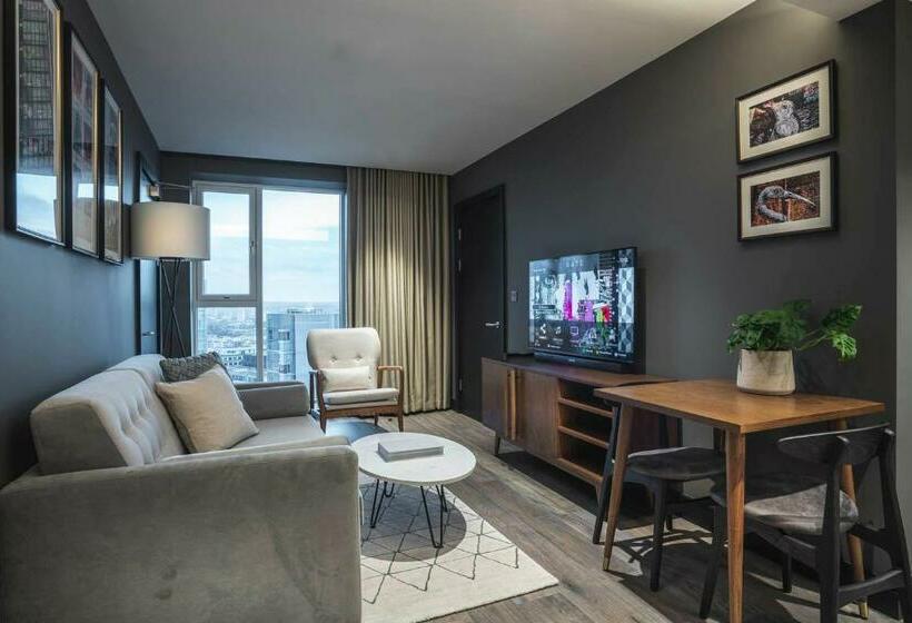 1 Bedroom Apartment, The Gate London City