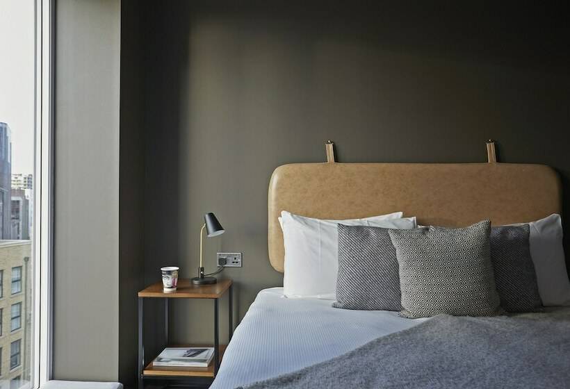 Superior Studio, The Gate London City