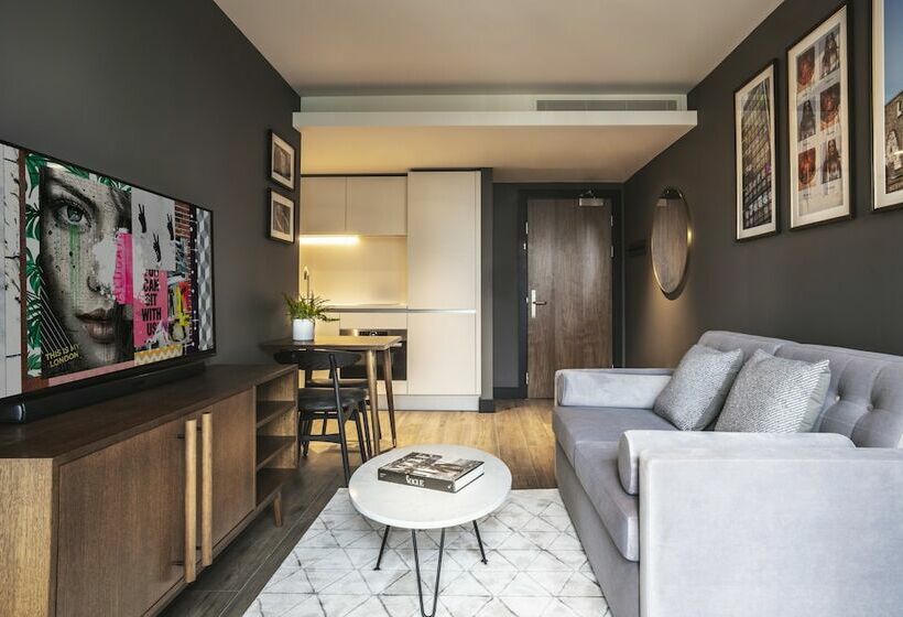 1 Bedroom Apartment, The Gate London City