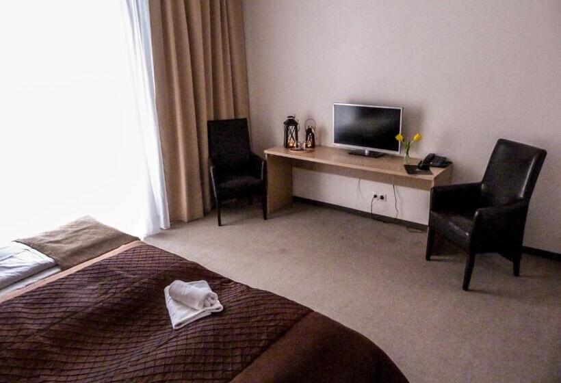 Номер Deluxe с Балконом, Elite Hotel Nová Dubnica