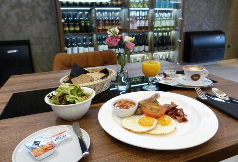 Номер Deluxe, Elite Hotel Nová Dubnica