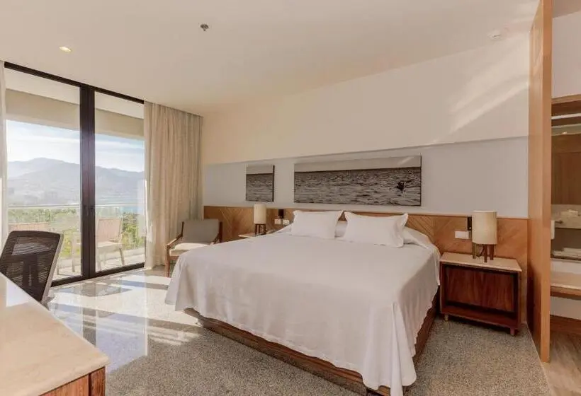 片側に海が見えるデラックスルーム, Mio Vallarta Adults Only