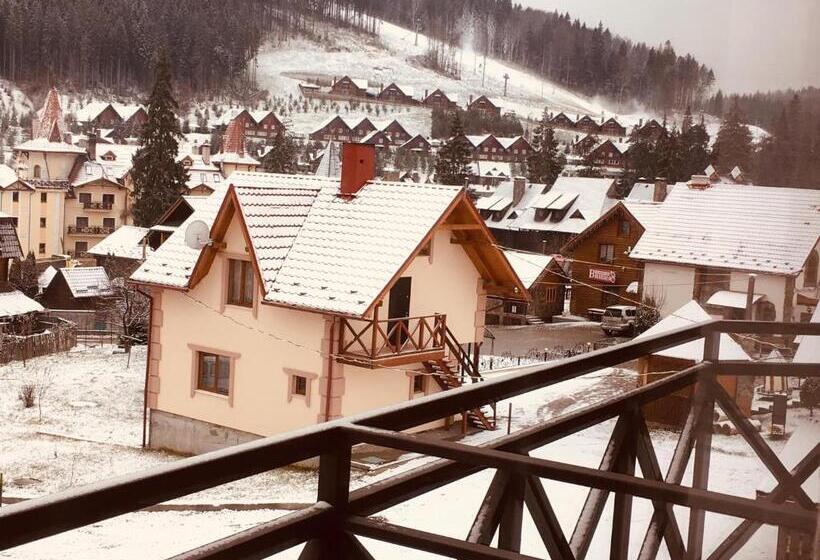 اتاق خانوادگی, Guest House Mountain