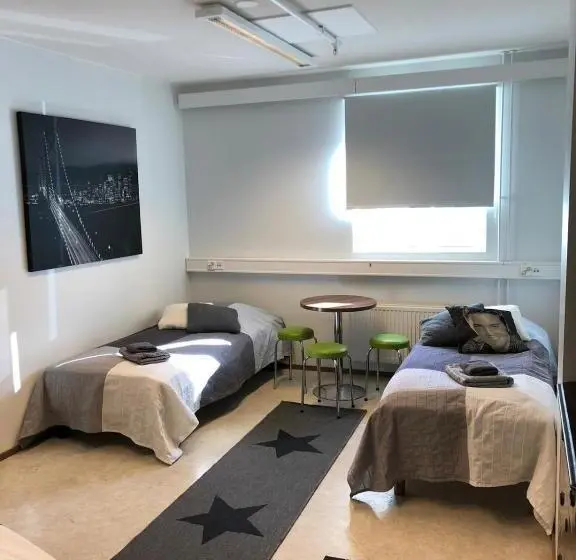 اتاق استاندارد سه نفره, Hostel400kokkola