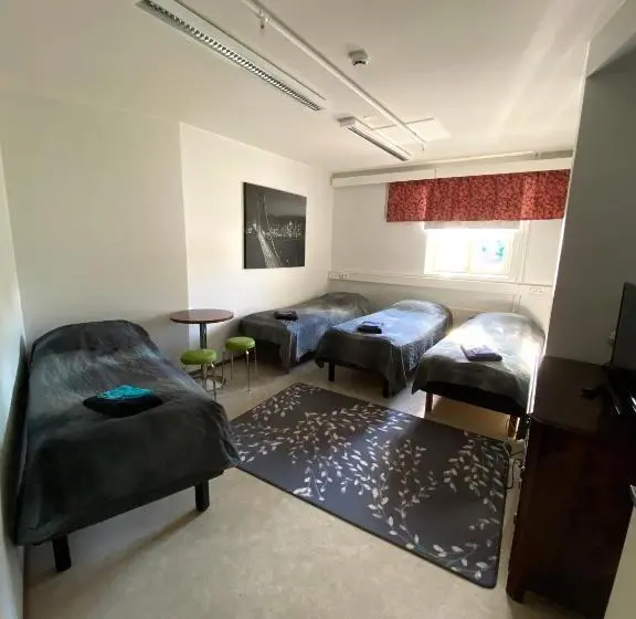 اتاق استاندارد چهار تخته, Hostel400kokkola