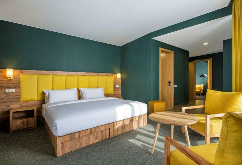 اتاق خانوادگی با چشمانداز کوه, Best Western Gudauri